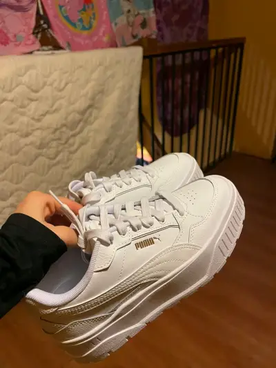 Zapatillas blancas Puma - miniatura 2