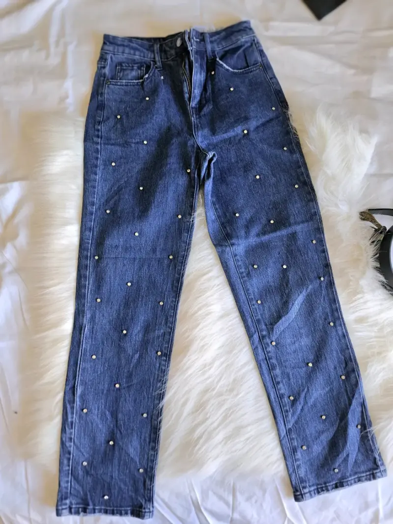Jeans azules con strass