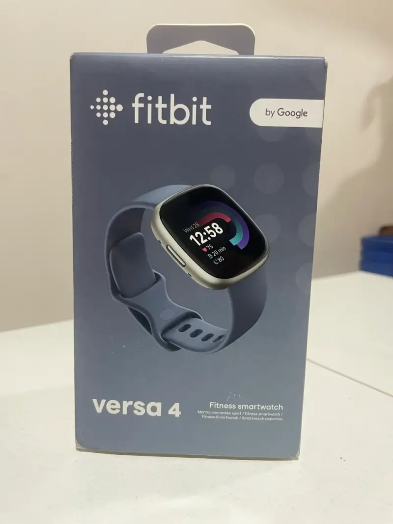 Smartwatch Fitbit Versa 4 nuevo - 4