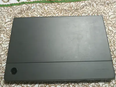 Tablet Samsung con funda - miniatura 2