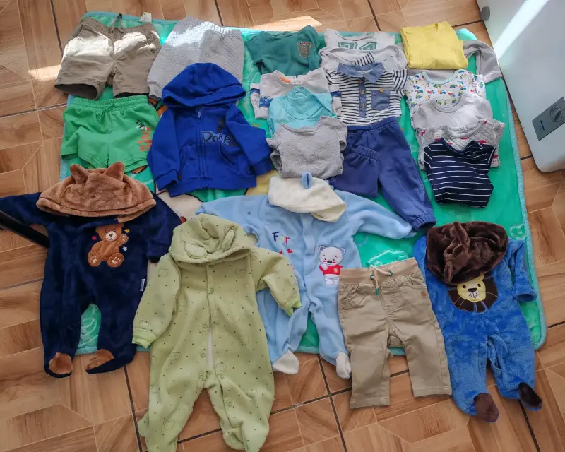 Lote ropa de bebé variada