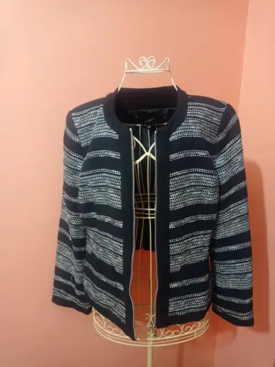 Chaqueta estilo tweed para mujer - miniatura 1