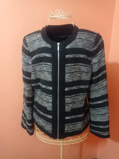 Chaqueta estilo tweed para mujer - miniatura 3