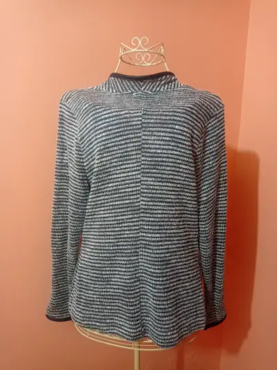 Chaqueta delgada gris a rayas - miniatura 2