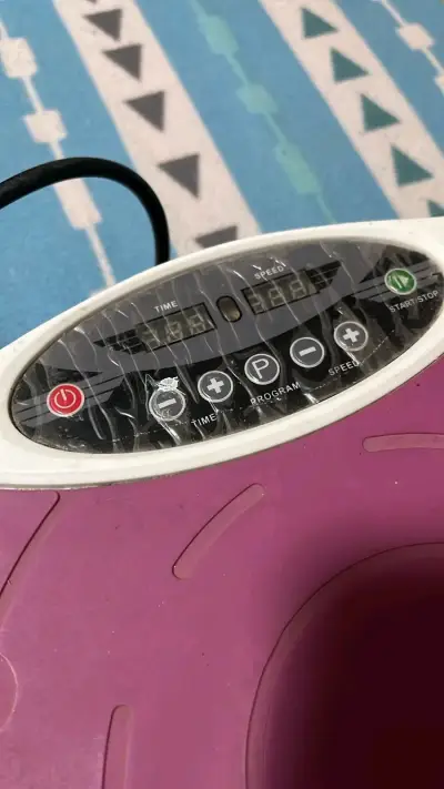 Plataforma vibratoria para hacer ejercicio - miniatura 1