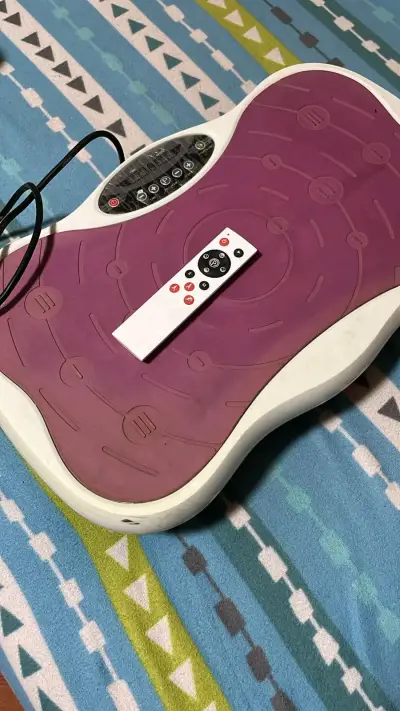 Plataforma vibratoria para hacer ejercicio - miniatura 3
