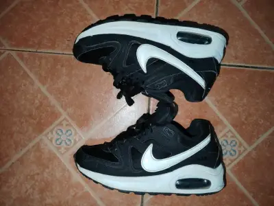 Zapatillas deportivas negras - miniatura 2