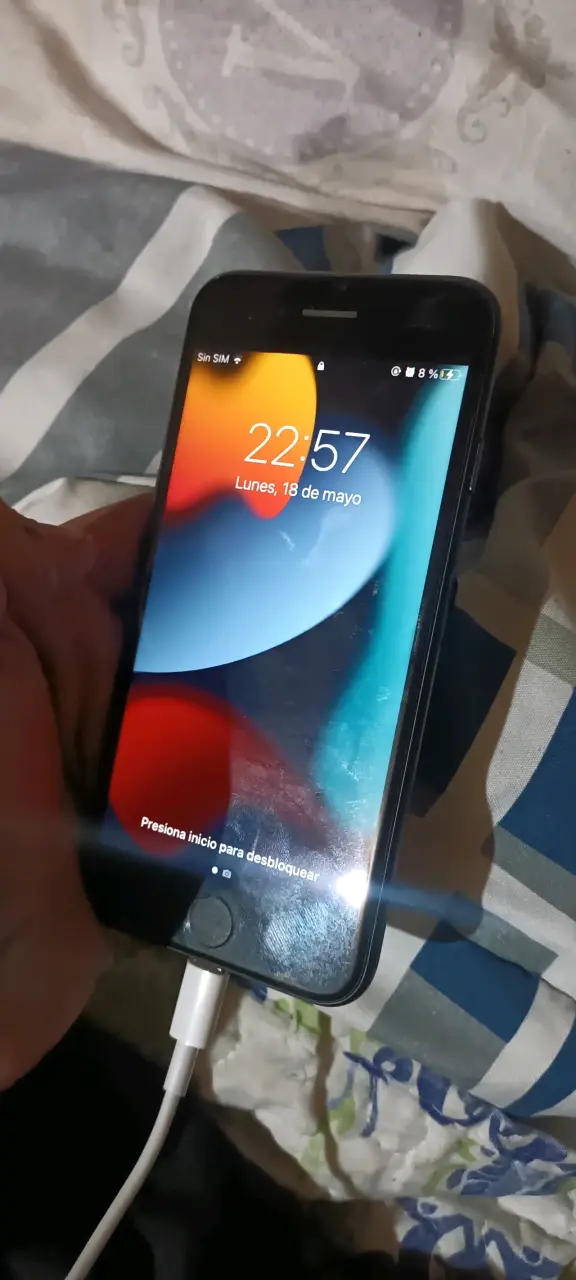 Se vende iphone 7