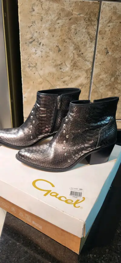 Botines de cuero reptilizados - miniatura 2