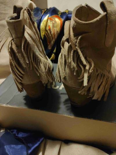Botines de gamuza beige con flecos - miniatura 4