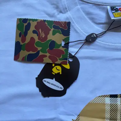 Polera A Bathing Ape(BAPE) X Burberry-talla M - miniatura 4