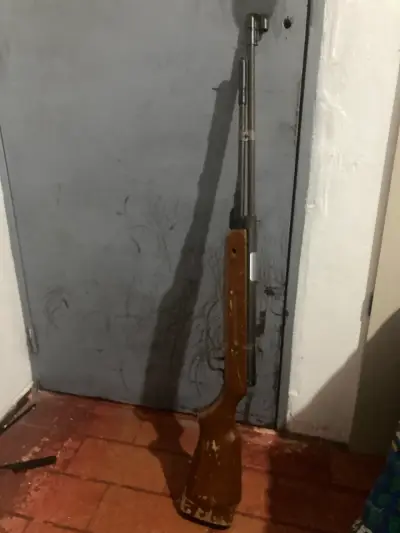 Rifle de aire comprimido usado - miniatura 1