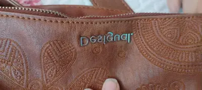 Cartera marca desigual - miniatura 4