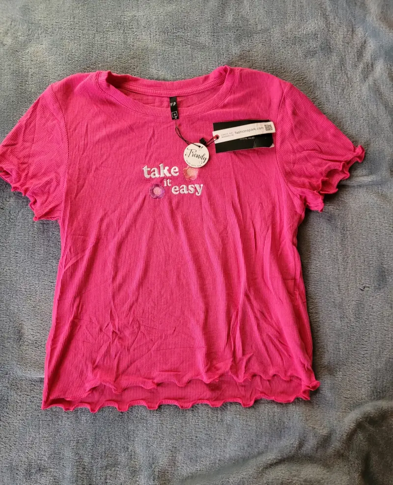 Polera rosada 'Take it Easy'