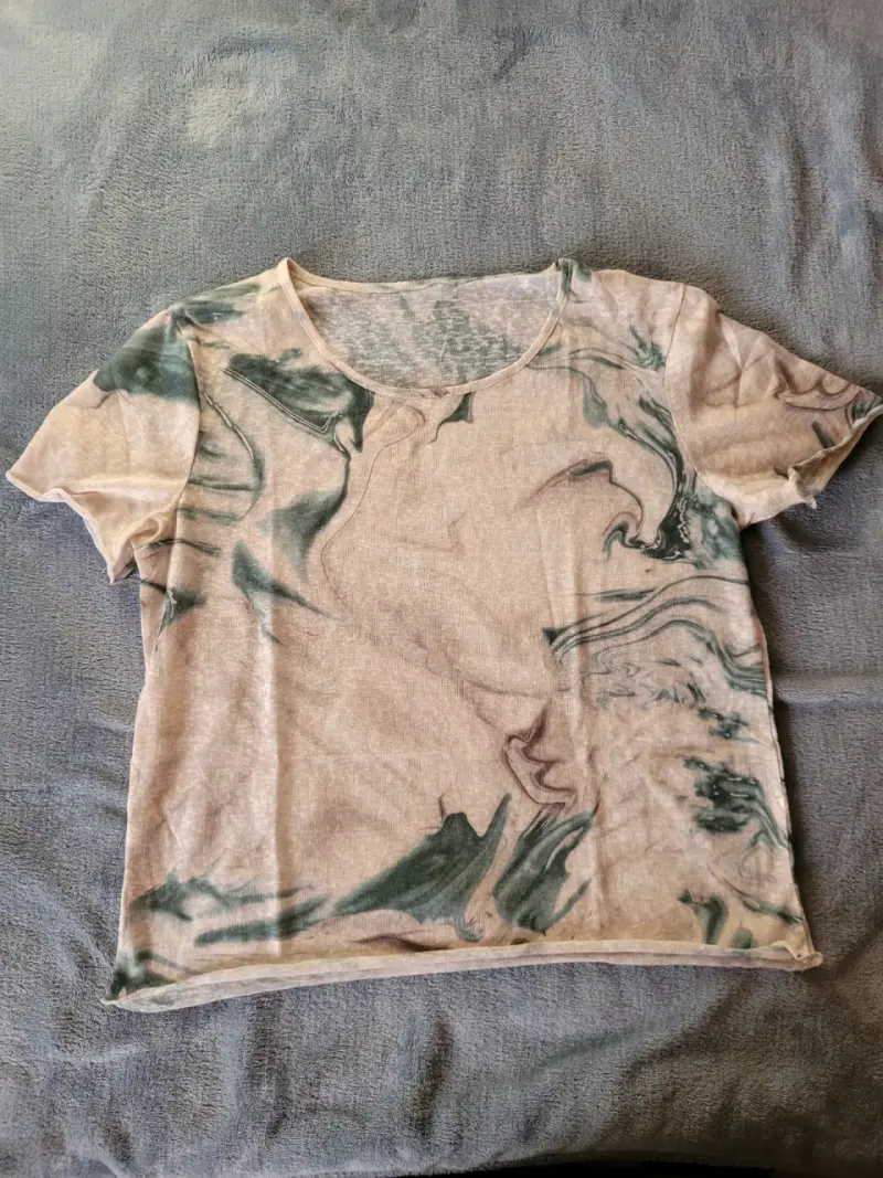 Polera tie dye beige y verde