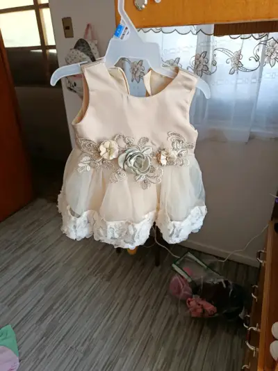 Vestido bebé floral con chaleco - miniatura 2