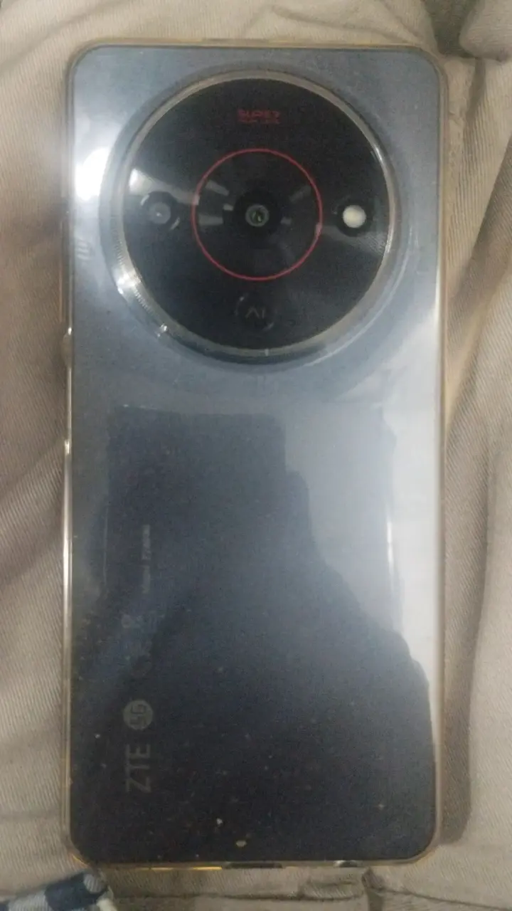 ZTE Blade A75 5G