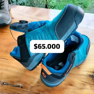 Zapatillas deportivas azules - miniatura 1