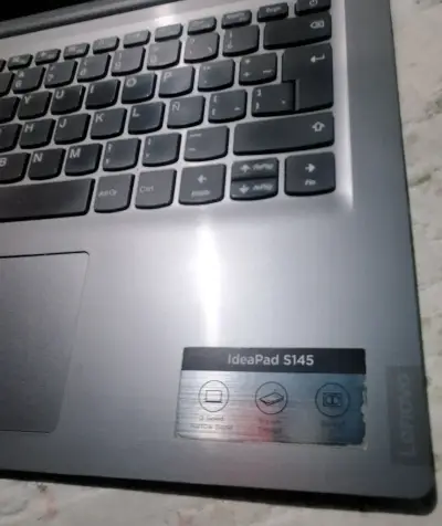 Laptop Lenovo IdeaPad S145 - miniatura 3