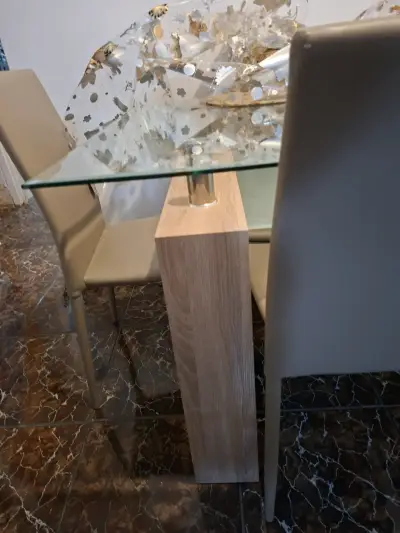 Comedor con 6 sillas beige - miniatura 2