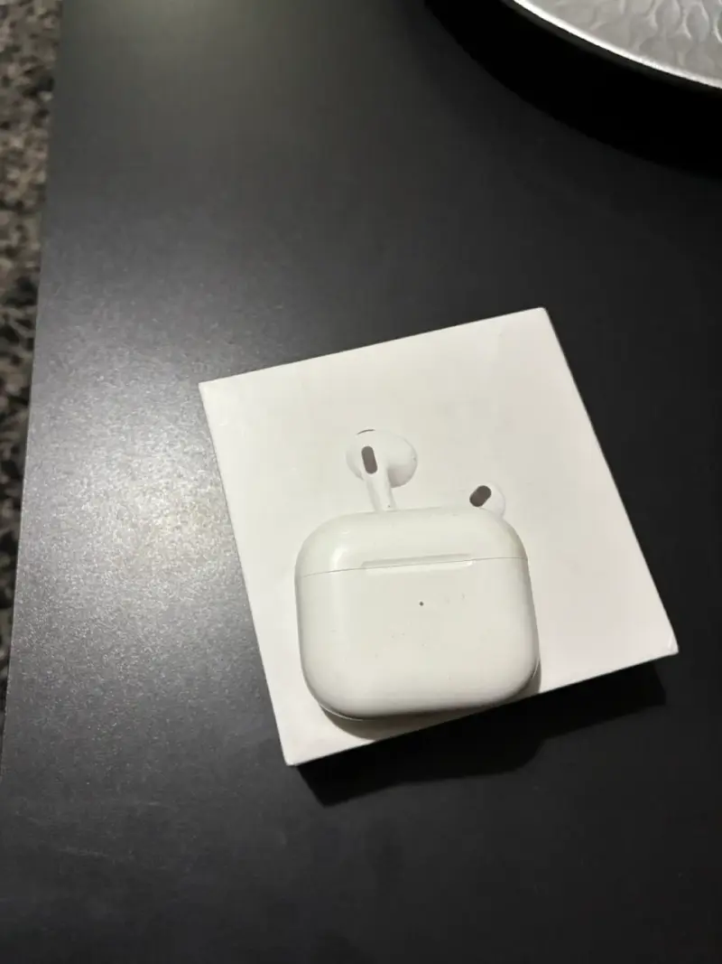 Auriculares inalámbricos con estuche - 2