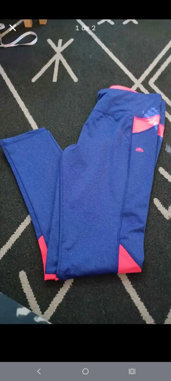 Leggings deportivos azul con detalles