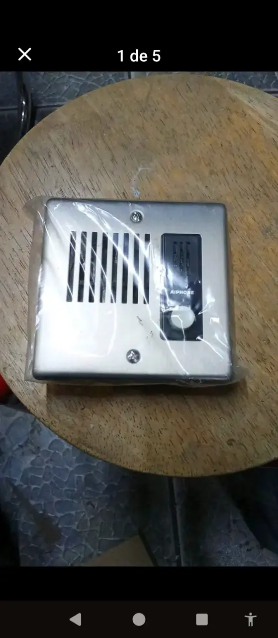 Intercomunicador de pared Aiphone