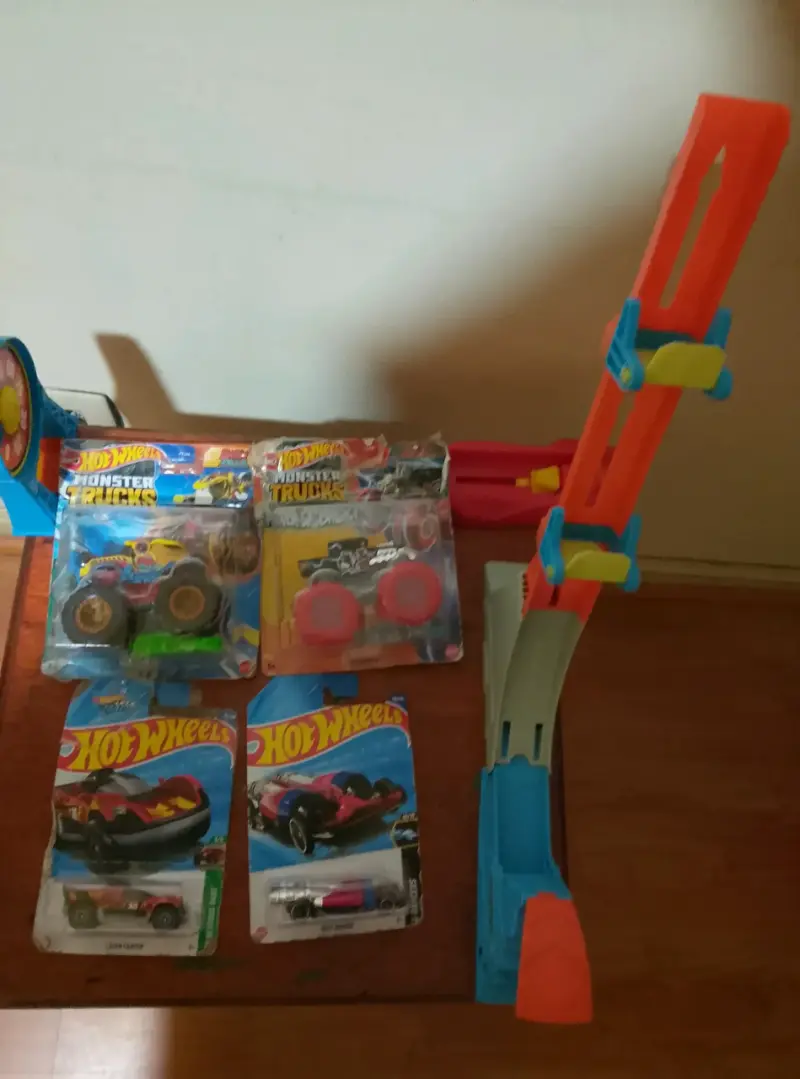 Set de pistas y autos Hot Wheels