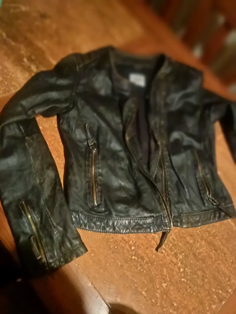 Chaqueta de cuero envejecido negra