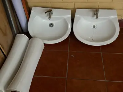 Lavamanos de cerámica con pedestal - miniatura 1