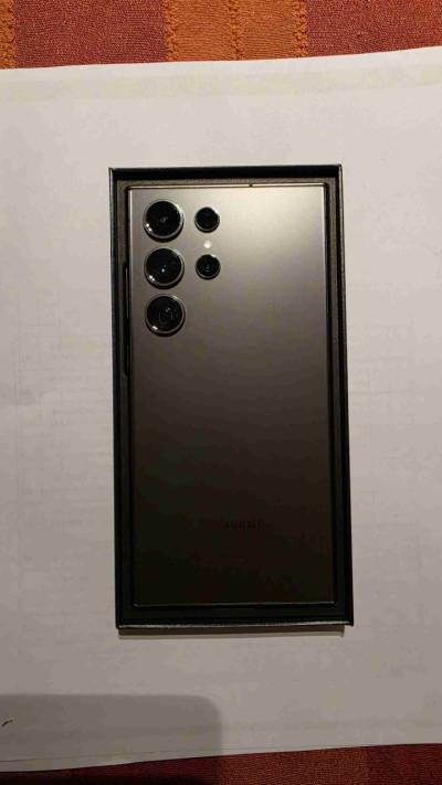 Samsung S24 Ultra, exelntes condiciones - miniatura 1