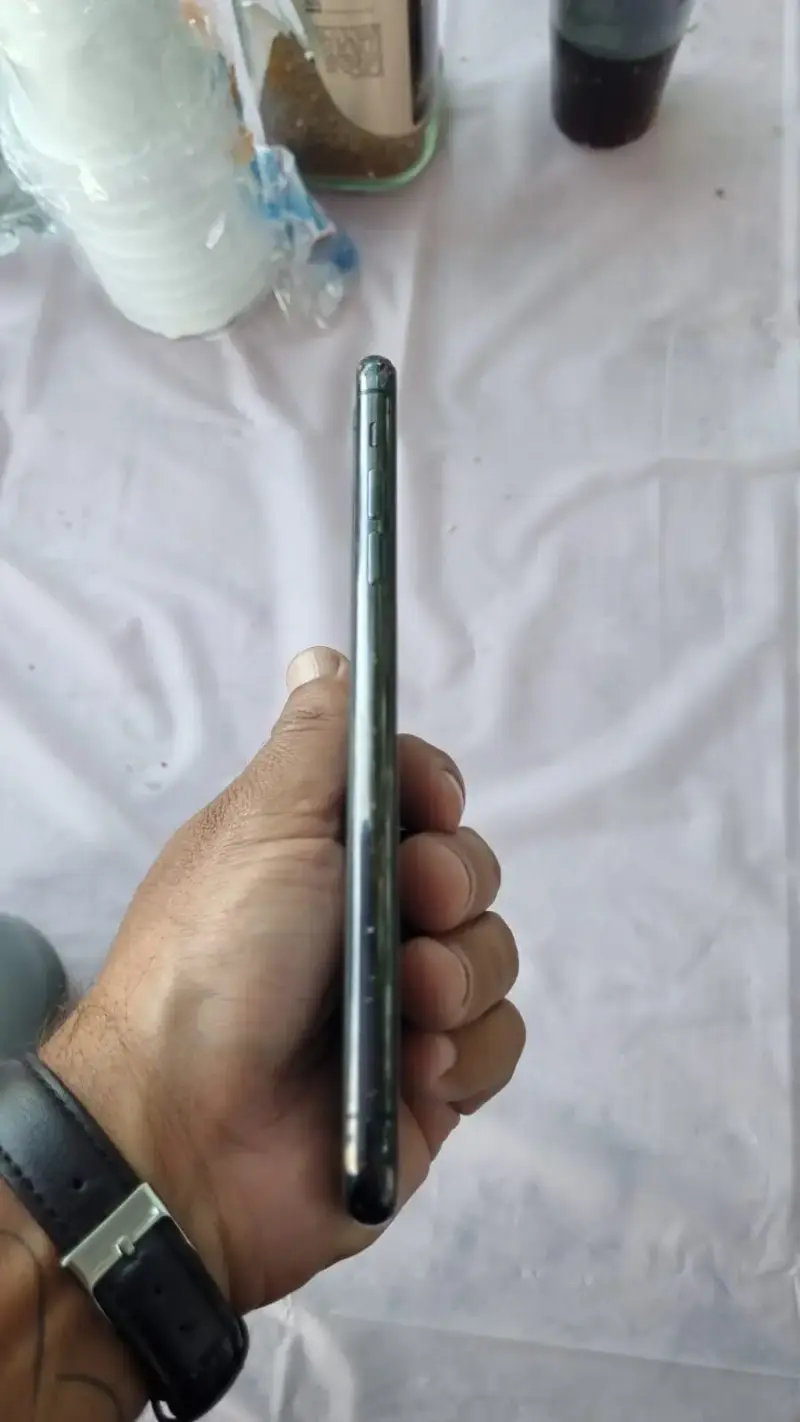 iPhone 11 Pro Max - 6