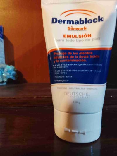 Emulsión Dermablock 120g - miniatura 2
