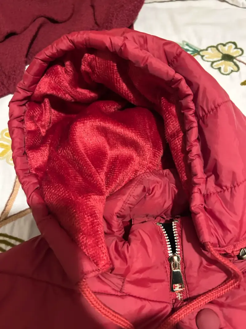 Parka acolchada roja con capucha - 5