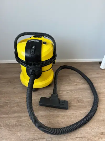 Aspiradora Karcher SE 4001 - miniatura 1