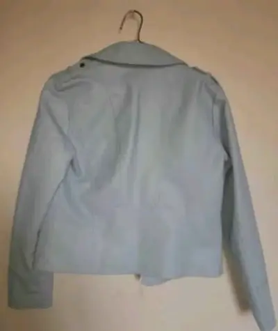 Todas las  chaquetas a 12000 - miniatura 2