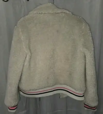 Todas las  chaquetas a 12000 - miniatura 3