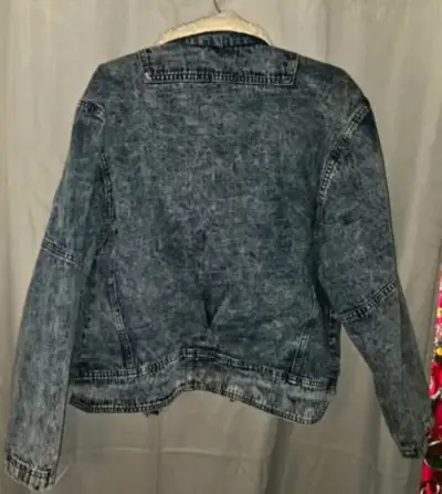 Todas las  chaquetas a 12000 - miniatura 6