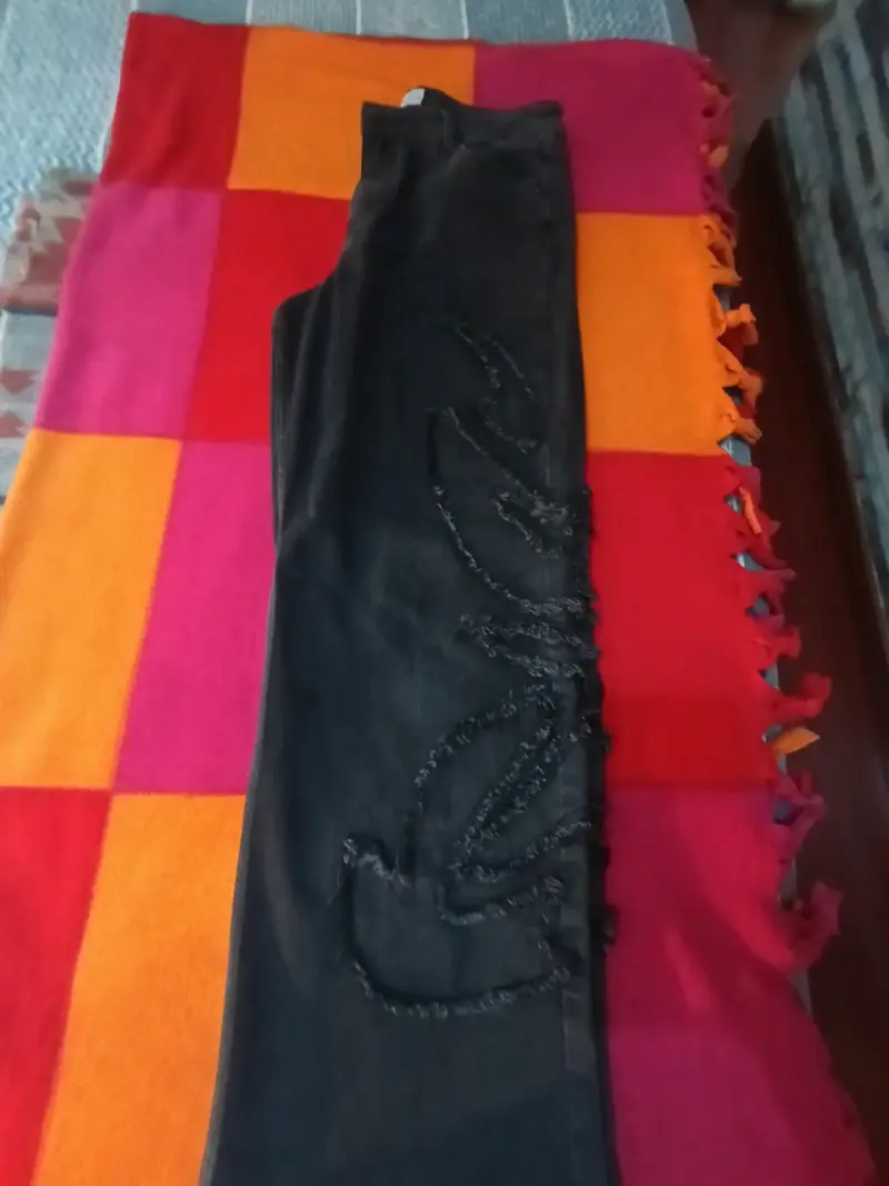 Jeans Umbrale negros - 3