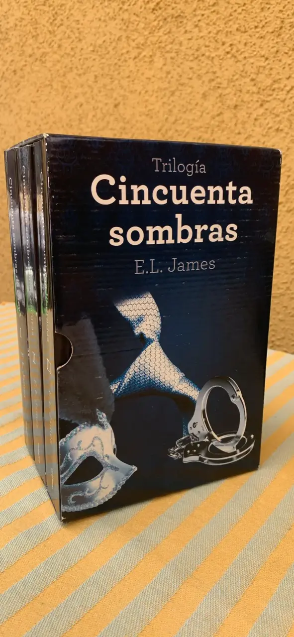 Trilogía Cincuenta Sombras E.L. James
