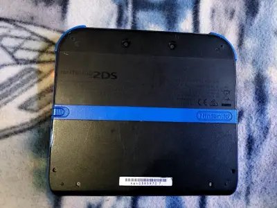 Consola Nintendo 2DS Negra - miniatura 5