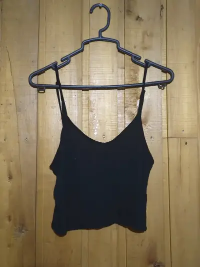 Crop top negro básico - miniatura 1