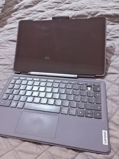 Tablet Lenovo con teclado extraíble P11 2da gen - miniatura 2