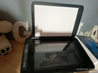 Impresora HP DeskJet Ink Advantage 2774 - miniatura 2