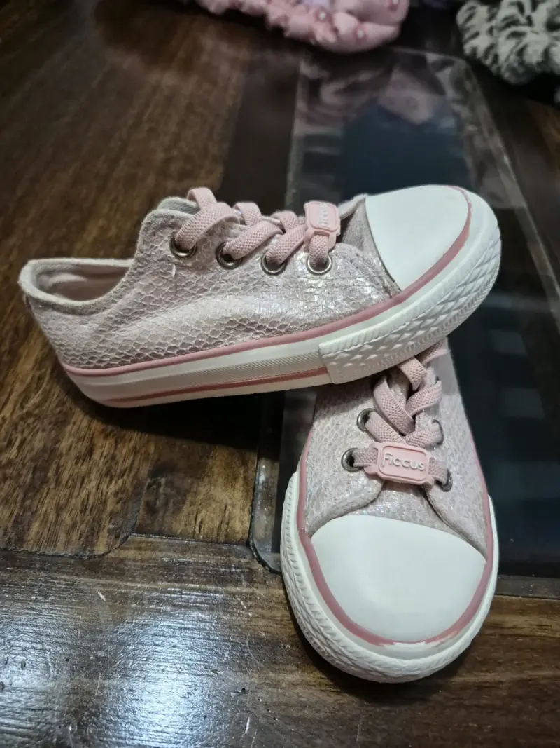 Zapatillas blancas con velcro arcoíris - 2