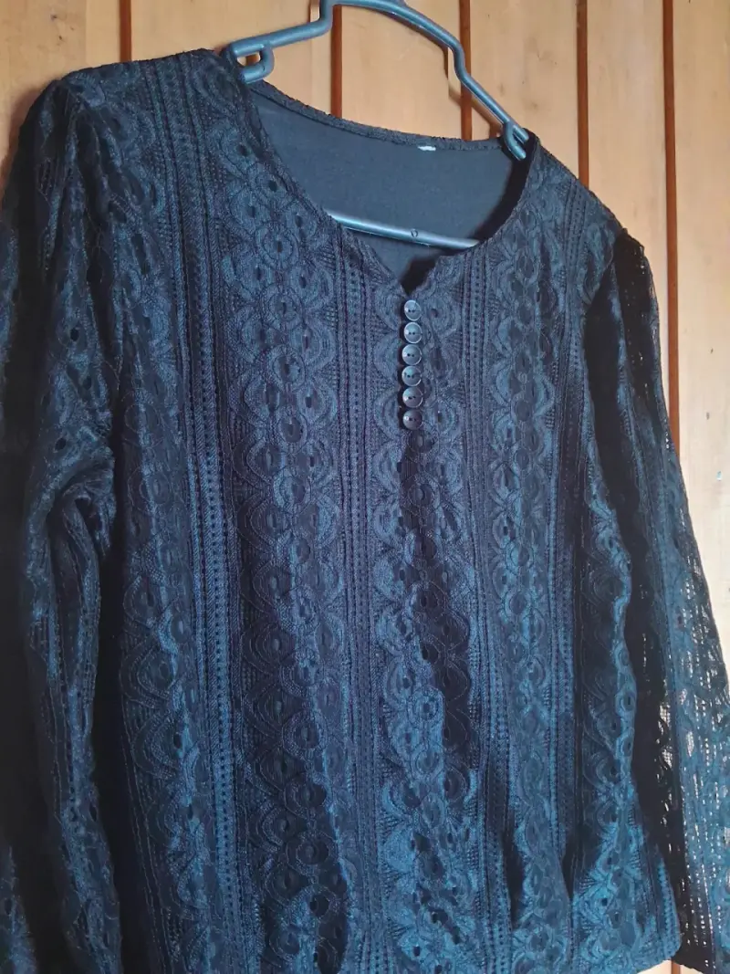Blusa encaje negra - 2
