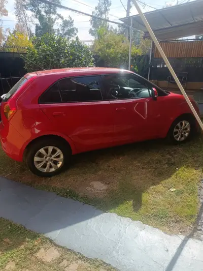 MG 3 2013 rojo en venta - miniatura 2