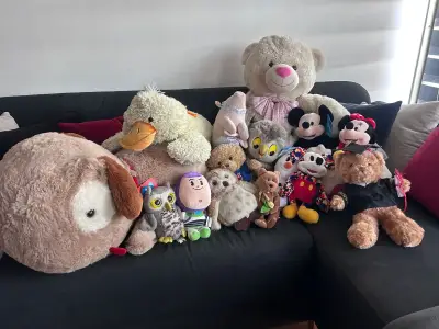Lote de peluches variados - miniatura 1