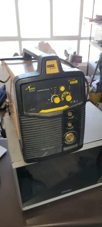 Soldadora inverter IGBT profesional - miniatura 1