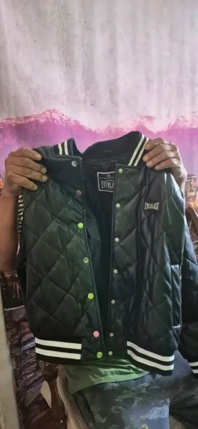 Chaqueta acolchada Everlast negra - miniatura 1